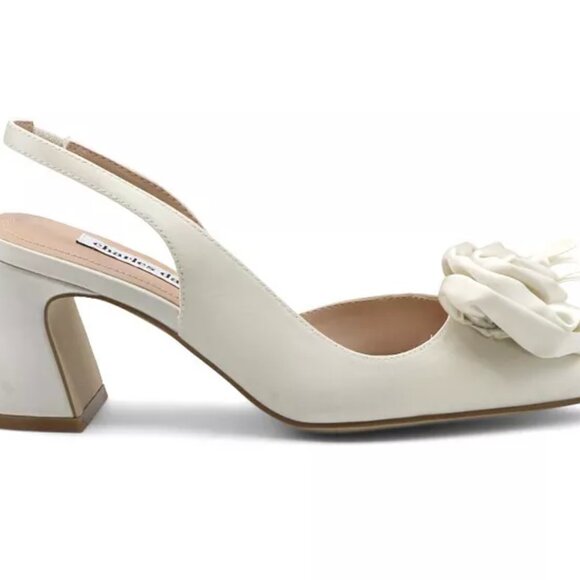 Charles David Women's Althea Pointed Closed Toe Block Heel - Ivory size 7 - Picture 2 of 3
